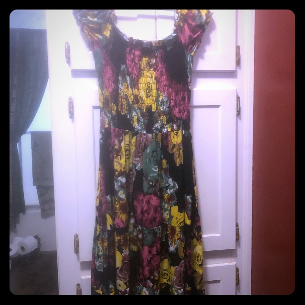 On/off shoulder frilly flower dress